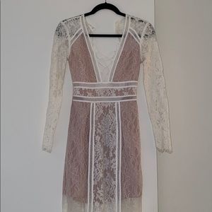 FOR LOVE AND LEMONS 🍋 dress in perfect condition